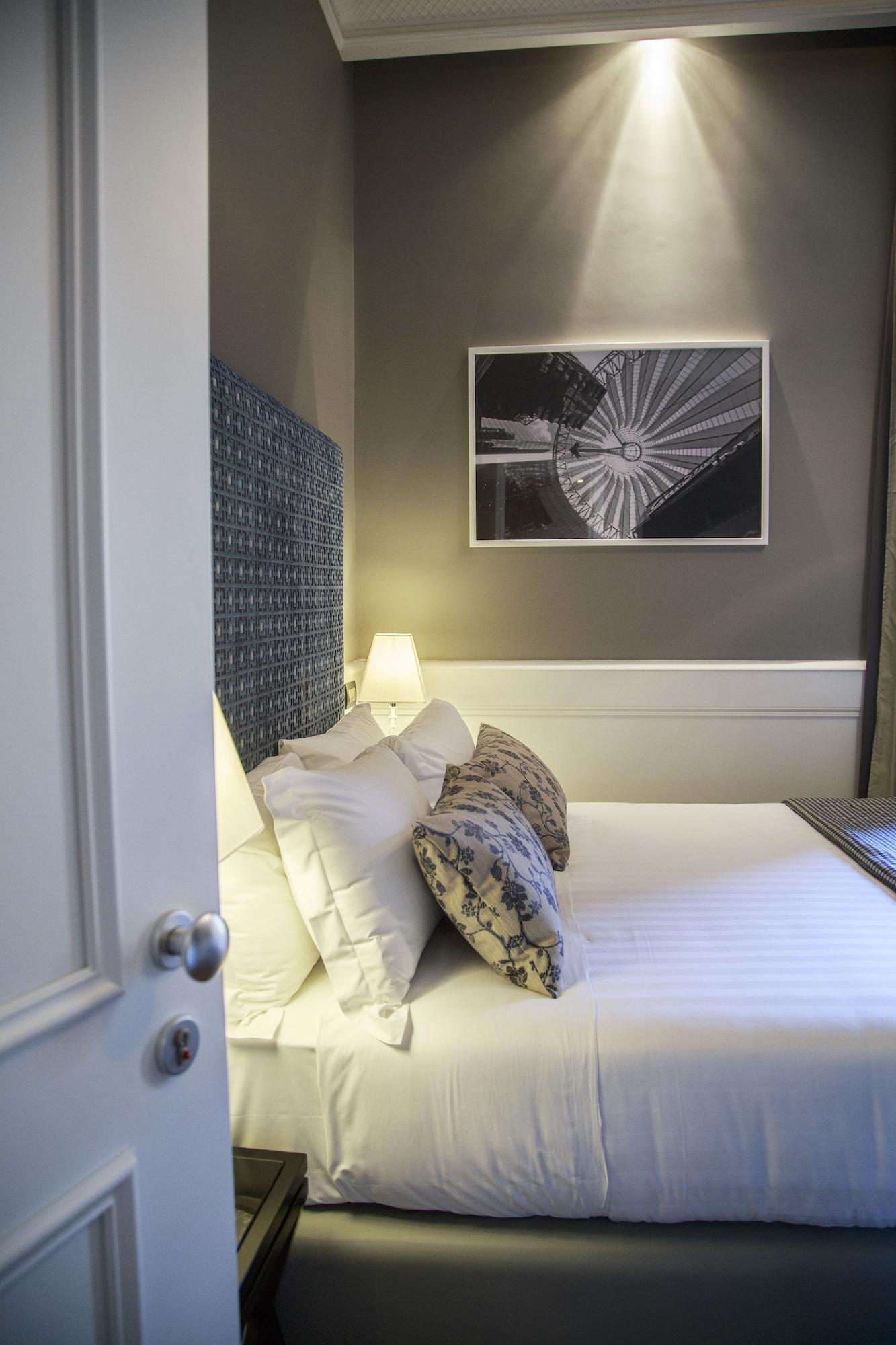 The Independent Suites Ρώμη Εξωτερικό φωτογραφία