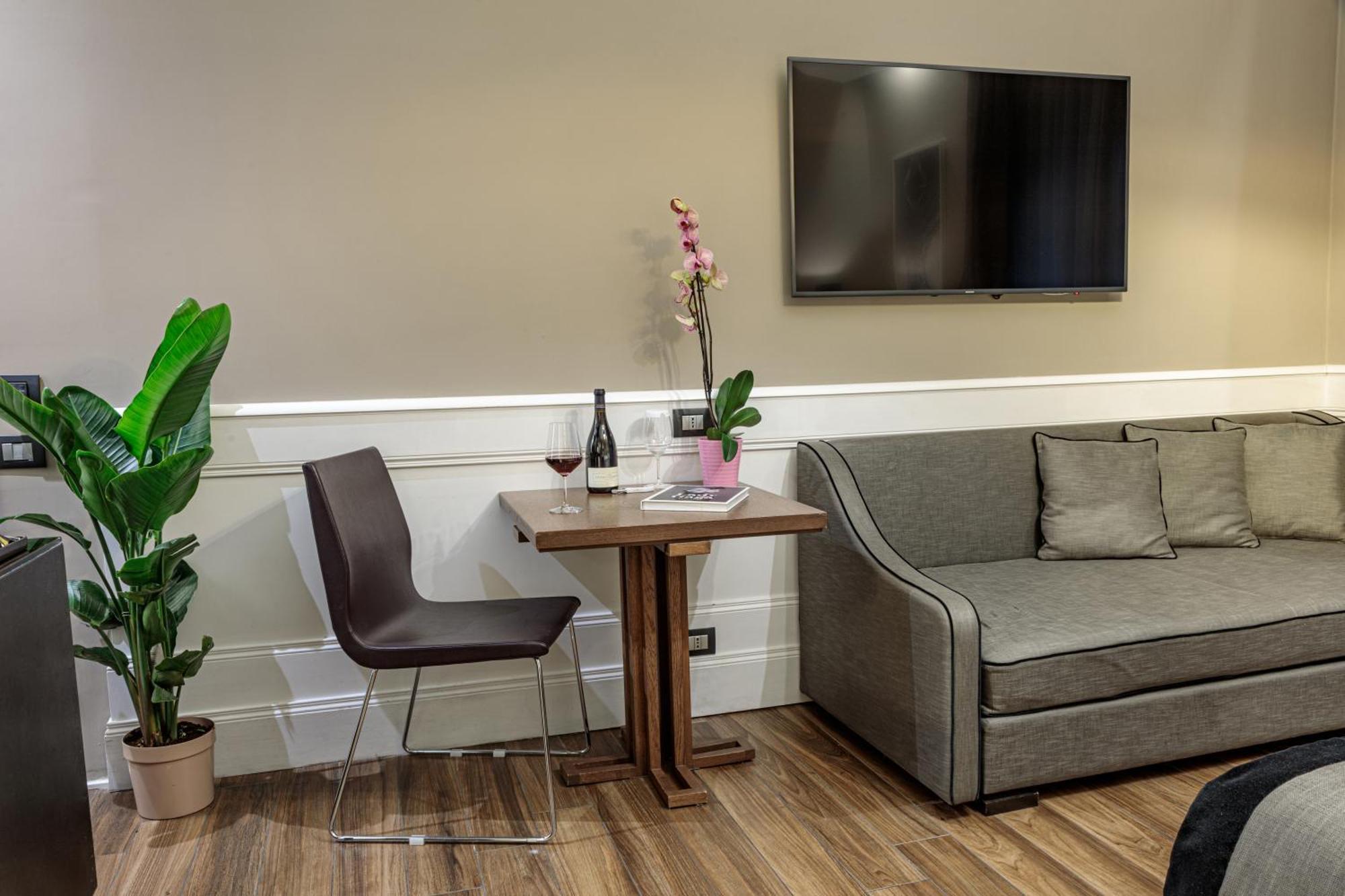 The Independent Suites Ρώμη Εξωτερικό φωτογραφία